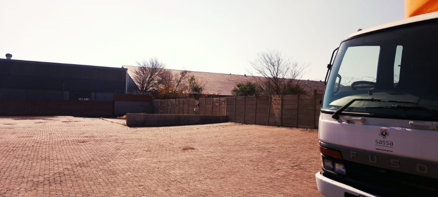 Commercial Property for Sale in Hamilton Free State